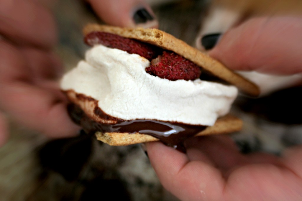 Roasted Strawberry S'more