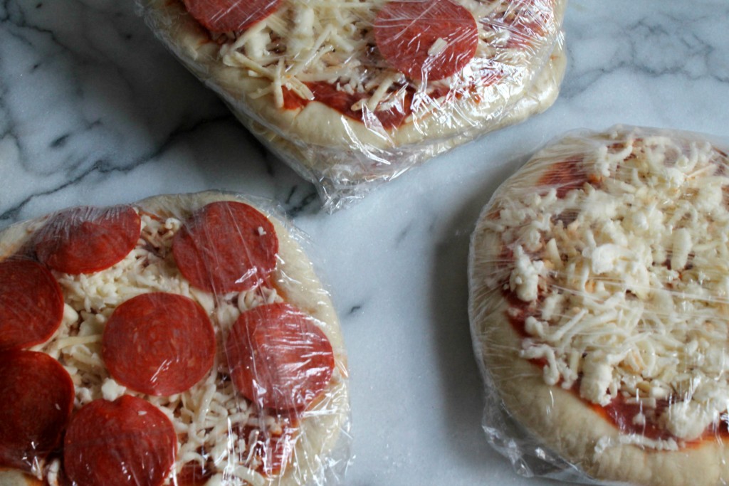 DIY Individual Frozen Pizzas Cooking with Books