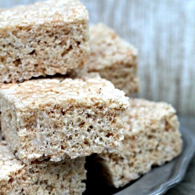 Coconut Oil Rice Crispy Treats - Cooking With Books