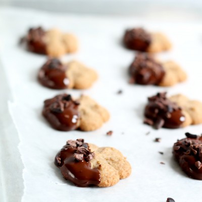 Dark Chocolate Dipped Spiced Spritz Cookies 03