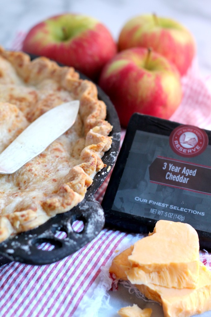 Cheddar Apple Pie