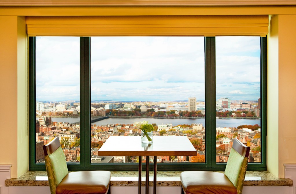 she430cl-160082-Sheraton Boston Club Lounge