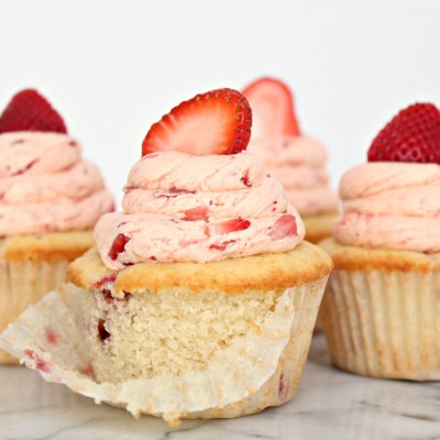 Fresh Strawberry Cupcakes